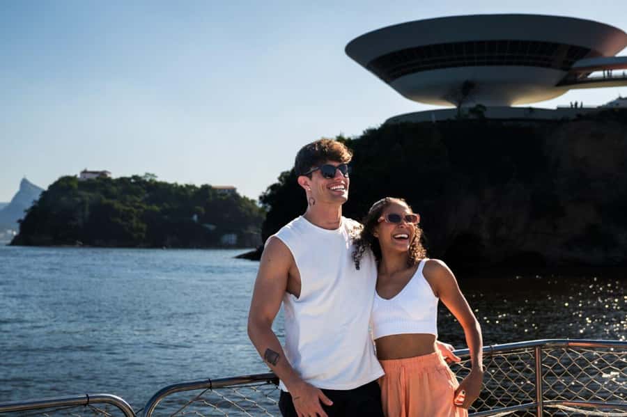 Rio: Boat Tour of Guanabara Bay - Sugarloaf Mountain from the water