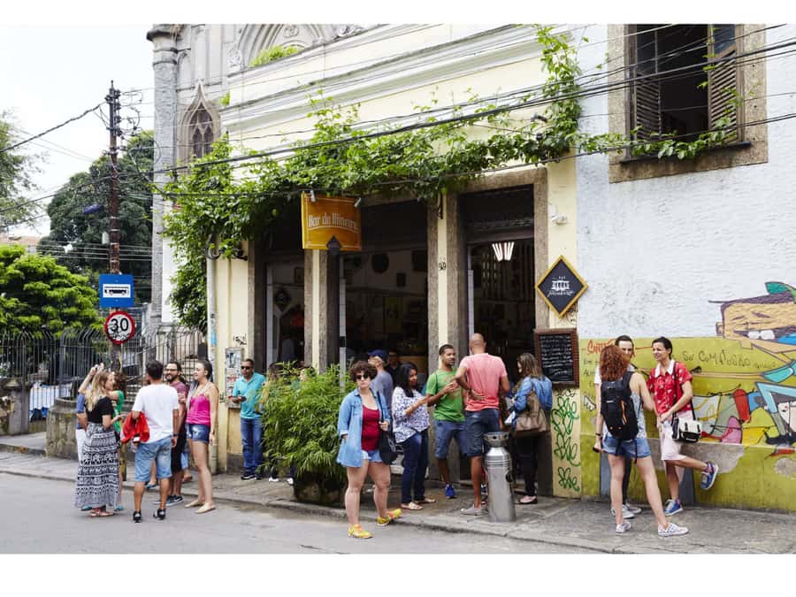 Rio Culture and History through the Art of Traditional Foods - Local drinks: beer, cachaça, and a caipirinha
