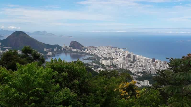 Rio de Janeiro: 4-Hour Express Tour to Christ the Redeemer - Who will get the most from this four-hour route?