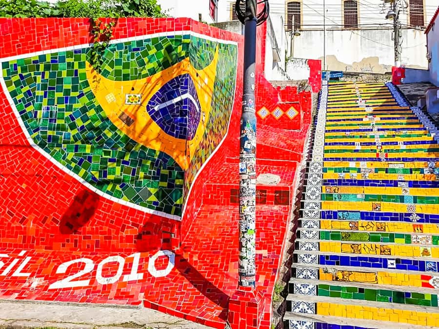 Rio de Janeiro: 6-Stop Highlights of Rio with Lunch - Football outside Maracana Stadium
