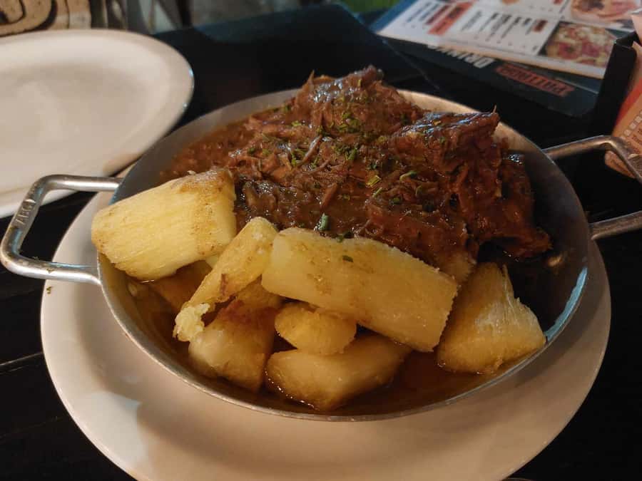 Rio de Janeiro: Barra da Tijuca Walk & Food Tour with Drinks - Drinks, caipirinhas, and the cost question