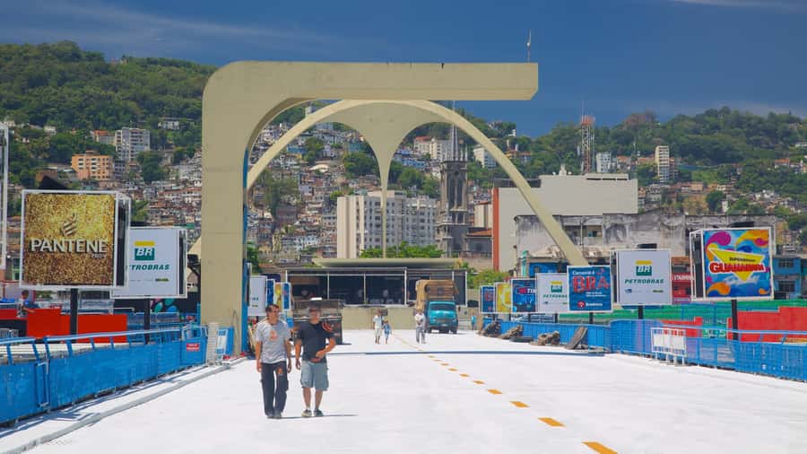 Rio de Janeiro: Be a true Rio's local for a day - Tour - Maracanã, where football becomes culture