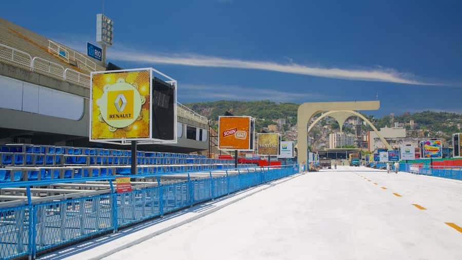 Rio de Janeiro: Be a true Rio's local for a day - Tour - Transport makes the route practical