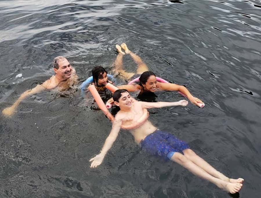 Rio de Janeiro: Boat Tour with Drinks and Swimming - Key points to know before booking