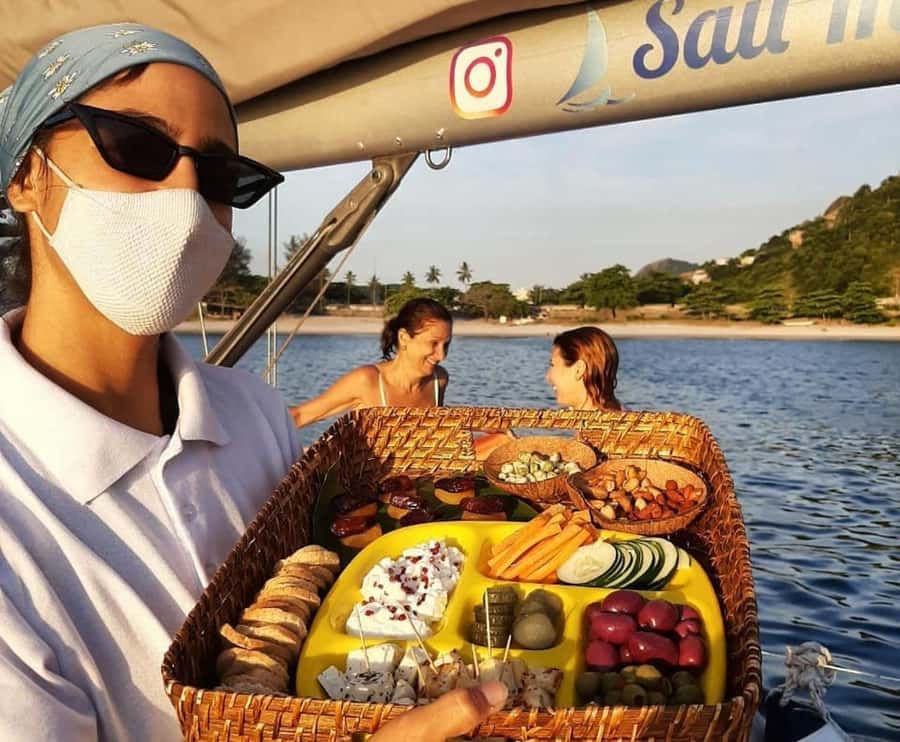 Rio de Janeiro: Boat Tour with Drinks and Swimming - Why Guanabara Bay makes a good first boat trip