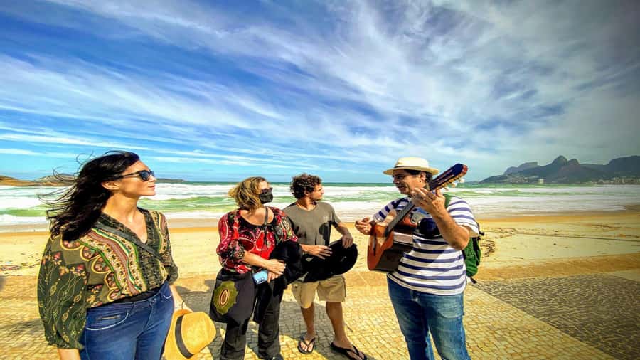 Rio de Janeiro: Bossa Nova Walking Tour - Hearing the story through guitar and voice