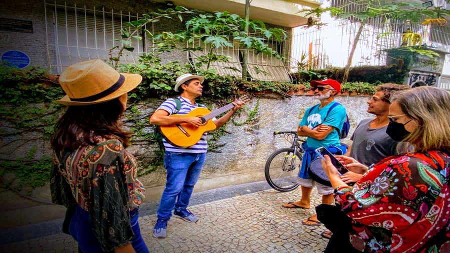 Rio de Janeiro: Bossa Nova Walking Tour - From Ipanema toward Copacabana