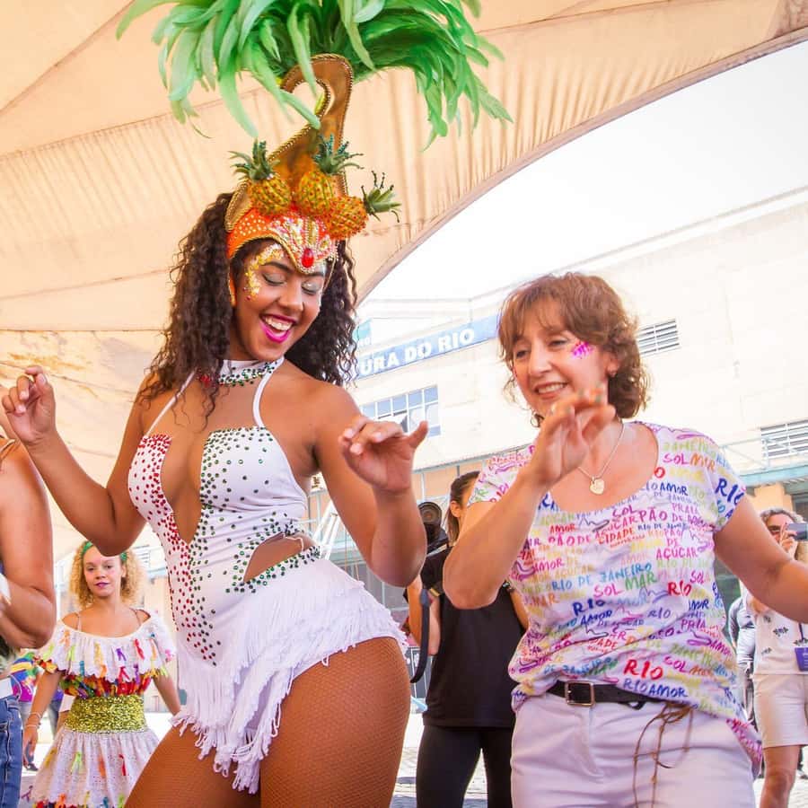 Rio de Janeiro: Carnaval Backstage Tour and Samba Class - Key points at a glance