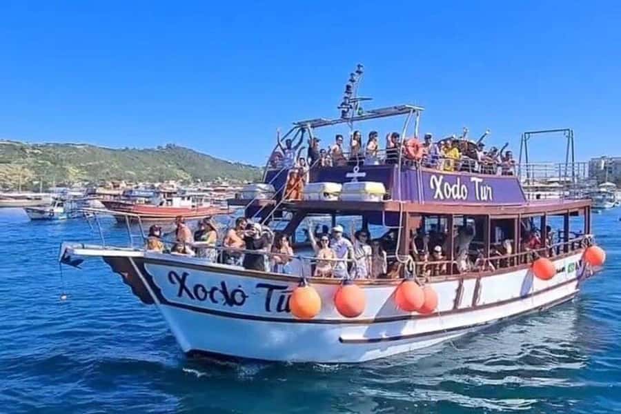 Rio de Janeiro: Catamaran Tour to Arraial do Cabo - Pontal de Atalaya for broad coastal views
