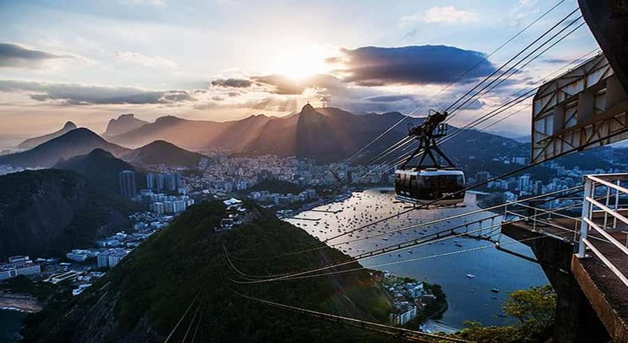 Rio de Janeiro: Christ Redeemer and Sugarloaf Half-Day Tour - Christ the Redeemer above Tijuca National Park