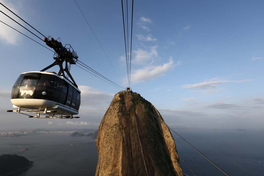 Rio de Janeiro: Christ Redeemer and Sugarloaf Half-Day Tour - A five-hour schedule with a quick rhythm