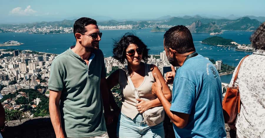 Rio de Janeiro: Christ the Redeemer, Sugarloaf, & City-tour - Morning ascent to Christ the Redeemer