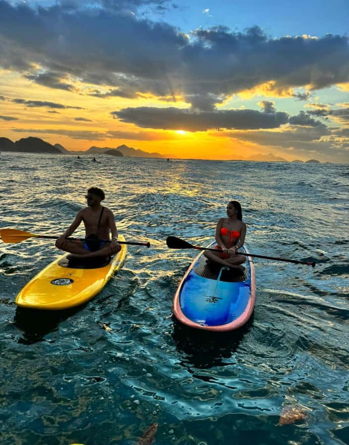 Rio de Janeiro: Copacabana Sunrise Stand Up Paddleboard Tour - Paddling into the sunrise