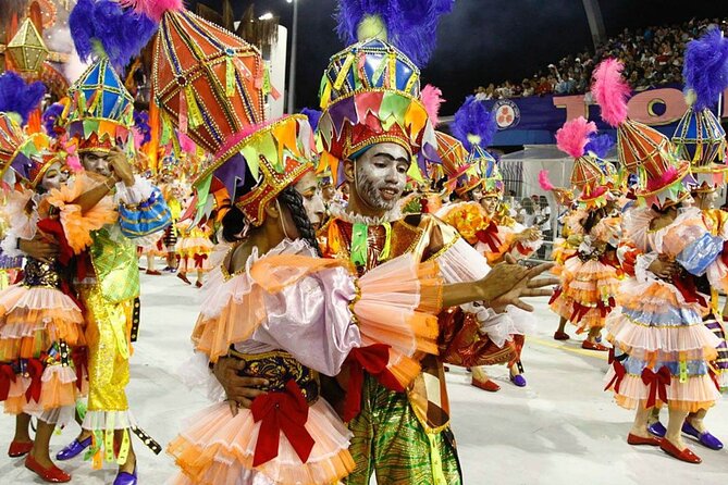 Rio de Janeiro Costume Experience in the Carnival Parade & Transfer - Choosing your Carnival night