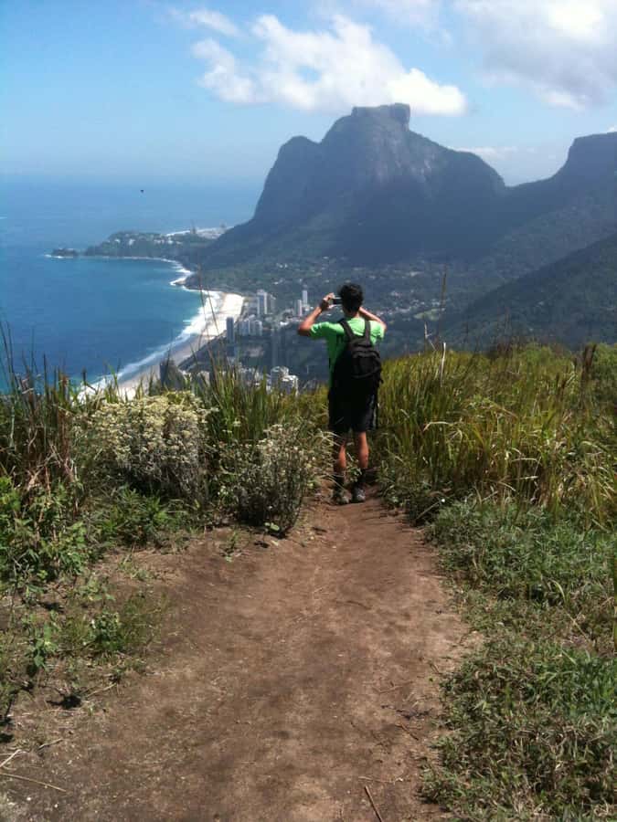 Rio de Janeiro: Dois Irmaos Hike & Favela Tour - Who should book this Rio hike?