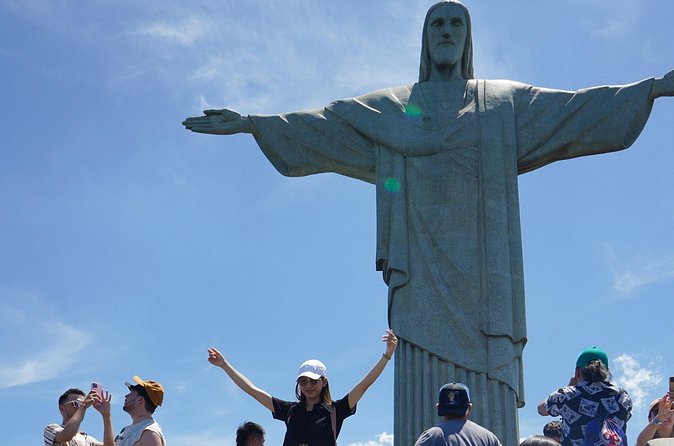 Rio DE Janeiro Exclusive: Unforgettable Private City Tour - Centro and the one-hour lunch break