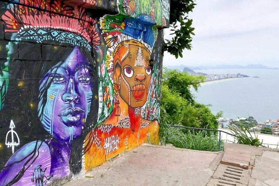 Rio de Janeiro: Favela Jeep Tour to Rocinha and Capoeira - Group size can shape the whole experience