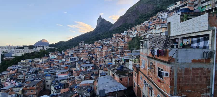 Rio de Janeiro: Favela Santa Marta Tour with Resident Guide - How the 2 to 2.5 Hour Route Feels