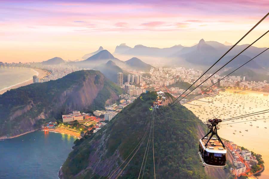 Rio de Janeiro Full-Day Sightseeing Tour - Maracanã and the Sambadrome from the minivan
