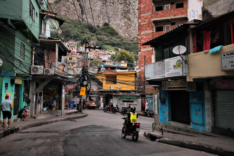 Rio De Janeiro: Half-Day Rocinha Favela Walking Tour - What the $35 Price Really Buys