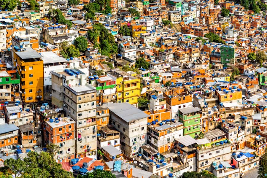 Rio De Janeiro: Half-Day Rocinha Favela Walking Tour - Walking Into Rocinha on Foot