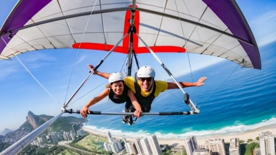 Rio de Janeiro: Hang Gliding Adventure - When hang gliding changes to paragliding