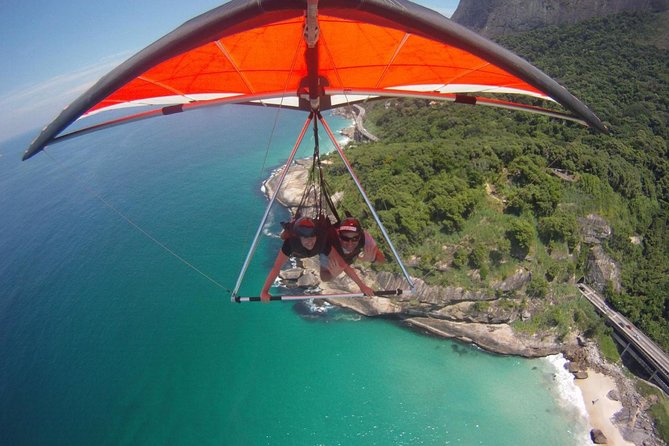 Rio de Janeiro Hang Gliding Experience - Meeting in São Conrado and reaching the launch site