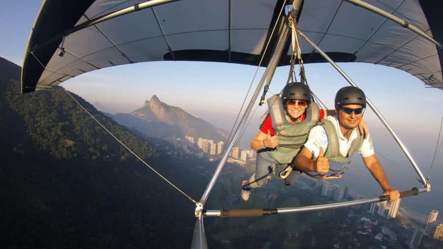 Rio de Janeiro: Hang Gliding or Paragliding Flights - A clear briefing before takeoff