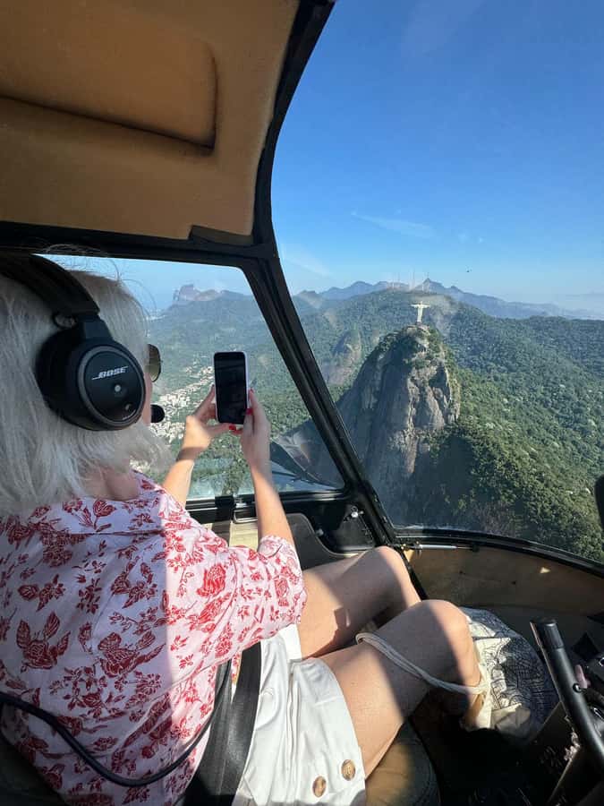 Rio de Janeiro: Helicopter Tour with an unforgettable view - What the VIP Lounge and helipad add