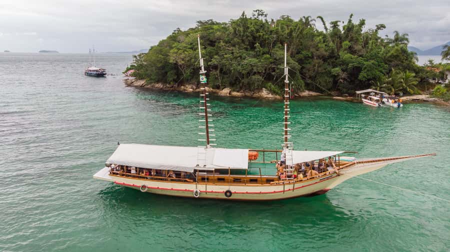 Rio de Janeiro: Ilha Grande with Boat Tour & Optional Lunch - Rio to Costa Verde, a long road before the sea