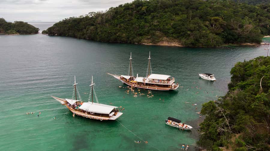 Rio de Janeiro: Ilha Grande with Boat Tour & Optional Lunch - Blue Lagoon and the best water stop