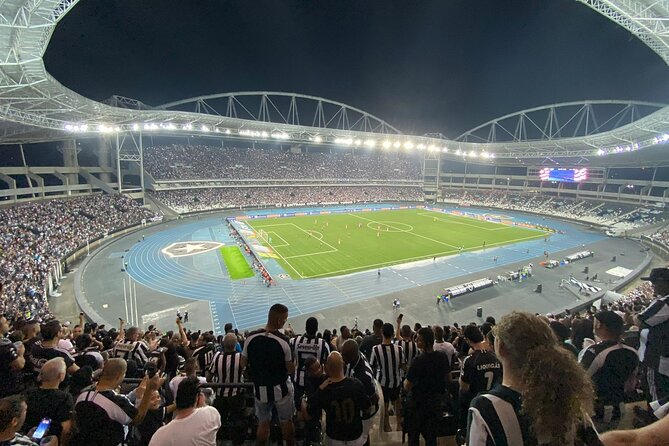 Rio de Janeiro: Join a Botafogo soccer game with transport - The value of private transportation