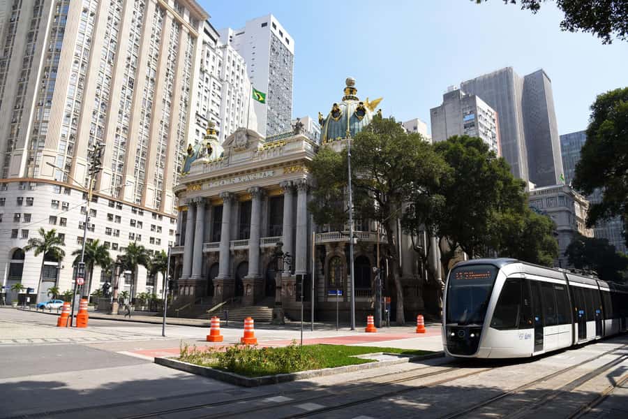 Rio de Janeiro: Lapa and Santa Teresa with Tram Ride - Walking down the Selarón Steps