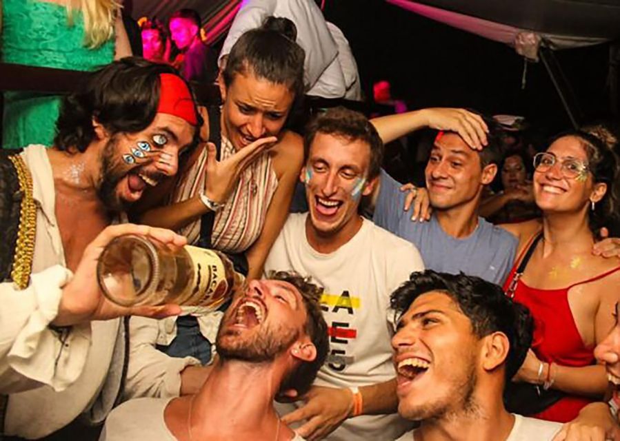 Rio de Janeiro: Late Night Boat Party with DJ and Dancing - Key points to know before you book