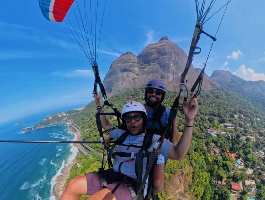 Rio de Janeiro: paragliding - The ten-minute view over Rio