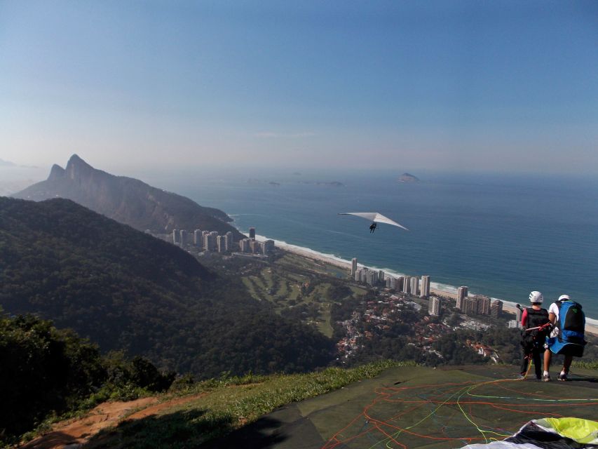 Rio de Janeiro: Pedra Bonita & Tijuca Forest Hike Tour - Four hours, small groups, and hotel pickup