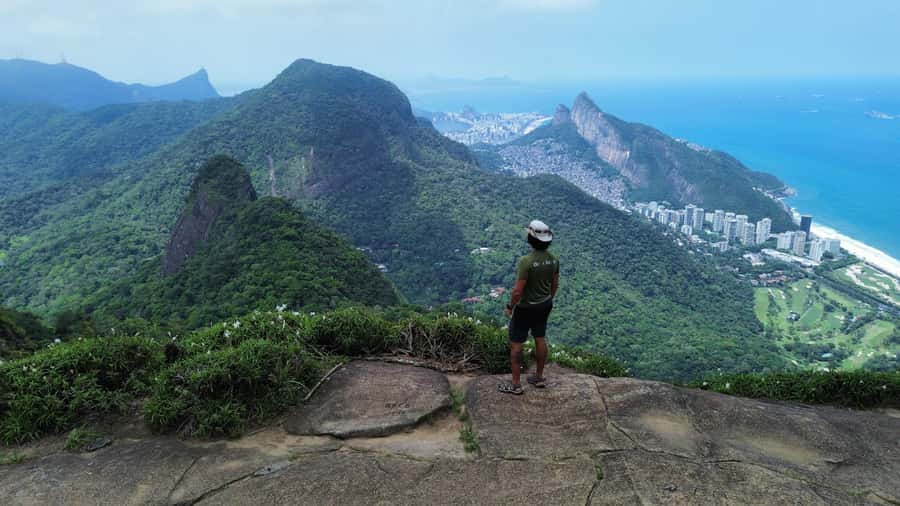 Rio de Janeiro: Pedra Bonita, Tijuca Forest Hiking Tour - Walking through Tijuca Forest for 40 minutes