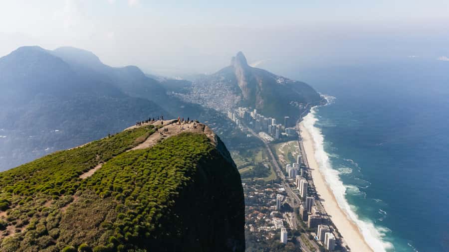 Rio de Janeiro: Pedra da Gávea Guided Hike Tour - The eight-hour day, from trail to summit