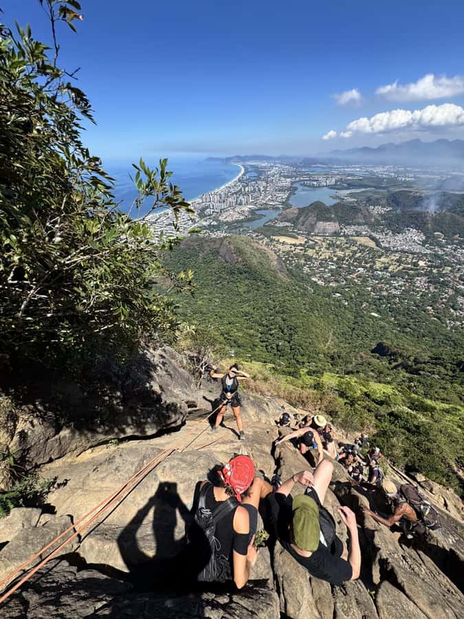 Rio de Janeiro: Pedra da Gávea - guided hike with best views - The Carrasqueira rock climb with rope and harness