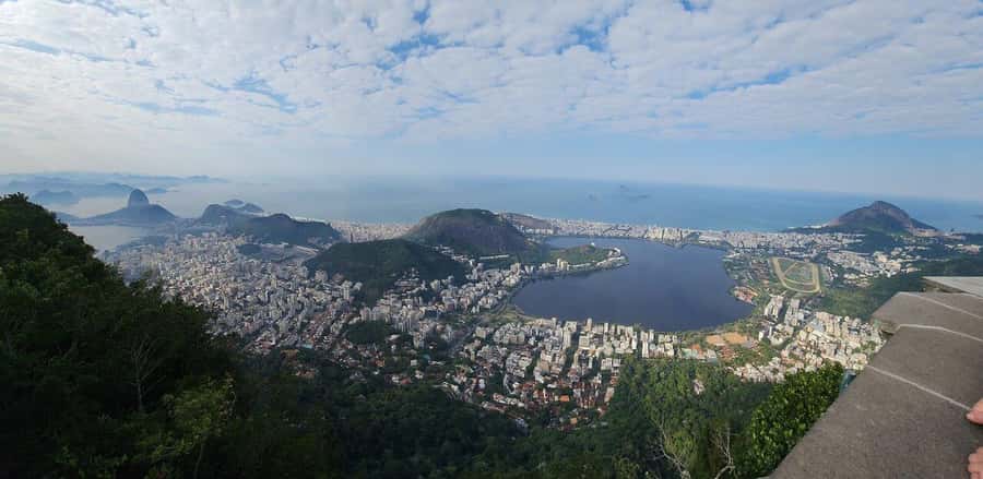 Rio de Janeiro: Private City Tour with Hotel Pickup - A guide who makes the logistics easier