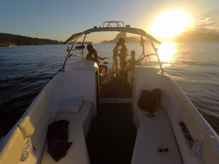 Rio de Janeiro: Private Speedboat Trip - Barbecue, Drinks, and Your Own Floating Picnic
