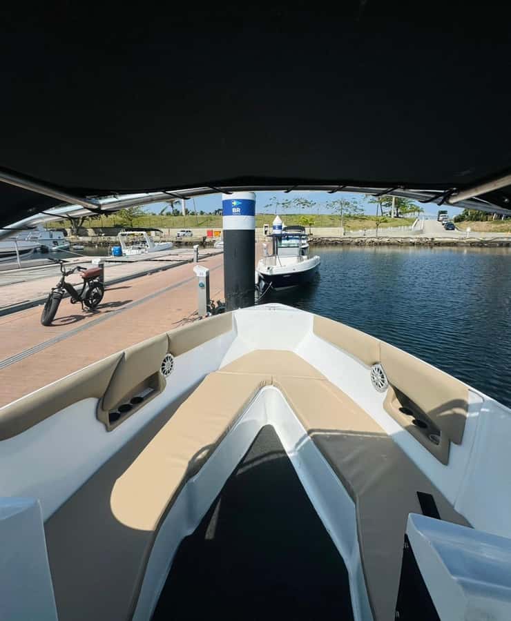 Rio de Janeiro: Private Speedboat Trip - Leaving Marina da Glória and Entering Guanabara Bay