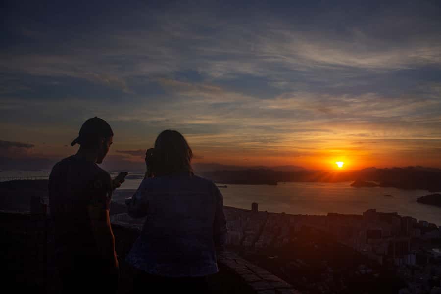 Rio de Janeiro: Private Sunrise Tour at Mirante Dona Marta - Dawn at 360 meters above Rio