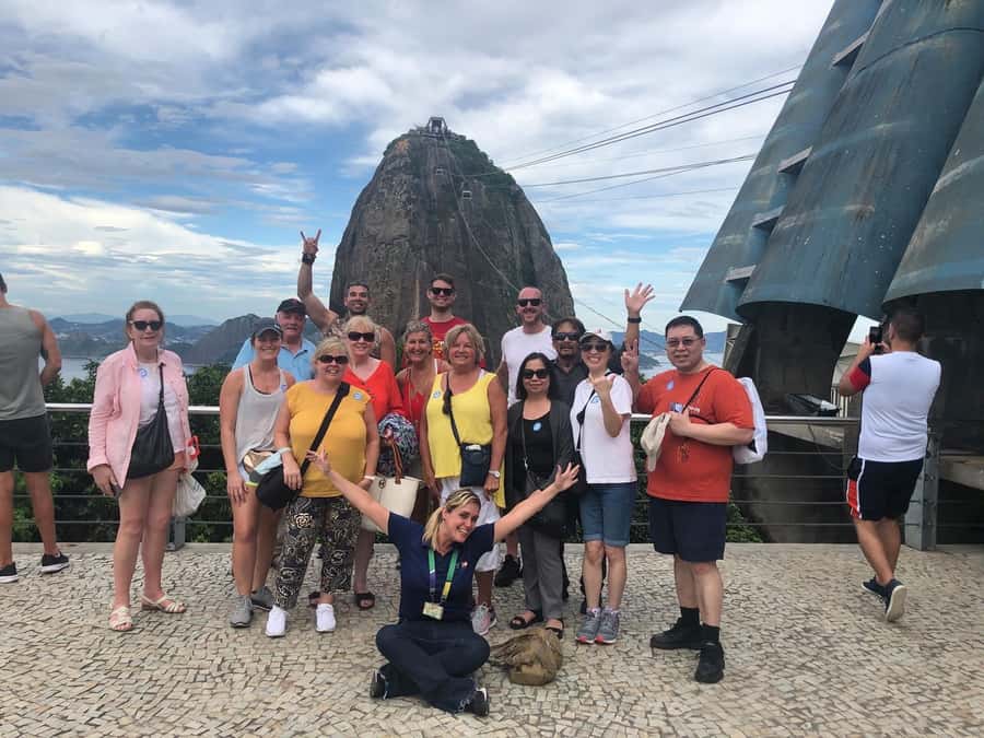 Rio de Janeiro: Rio's Icons Guided Tour with Tickets & Lunch - Early pickup from Rio’s south zone and downtown