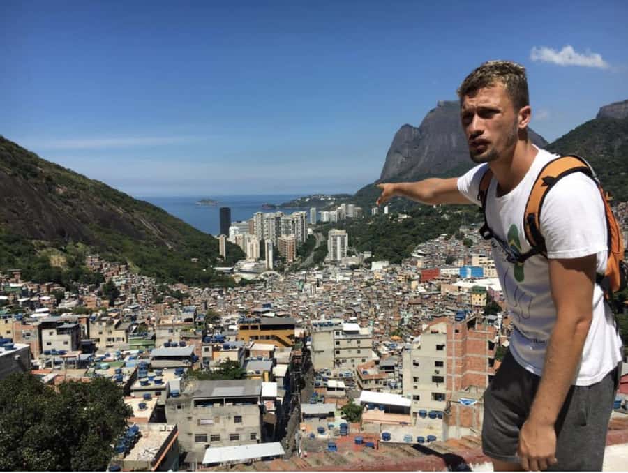 Rio de Janeiro: Rocinha Favela Walking Tour with Local Guide - The Minivan Ride to Rocinha