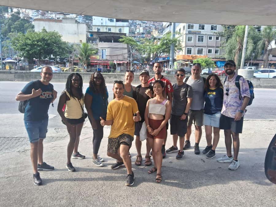 Rio de Janeiro: Rocinha Favela Walking Tour with Local Guide - Language and Guide Quality