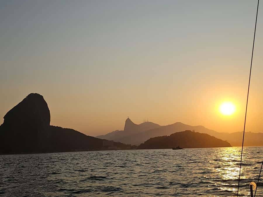 Rio de Janeiro: Sailing Sunset Tour with Snacks and Drinks - Key points to know before booking