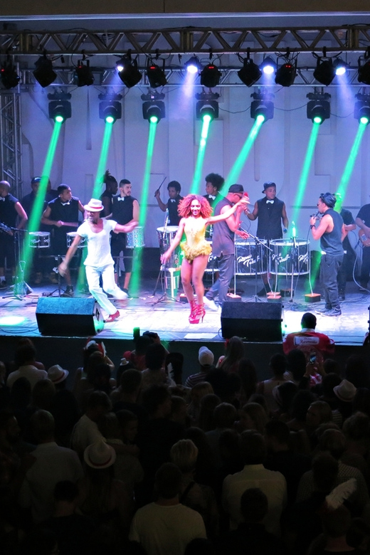 Rio de Janeiro: Salgueiro Samba School Rehearsal Tour - The real value of included transportation