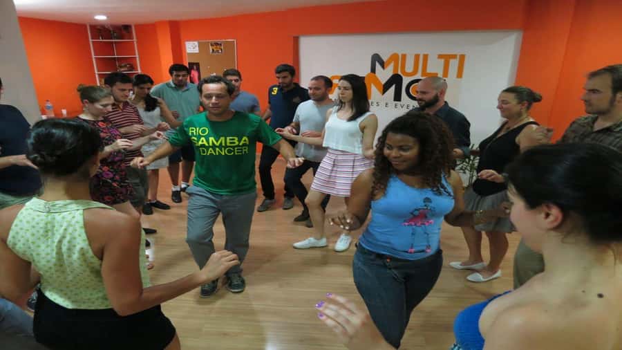 Rio de Janeiro: Samba Class - Building the dance from feet to hips