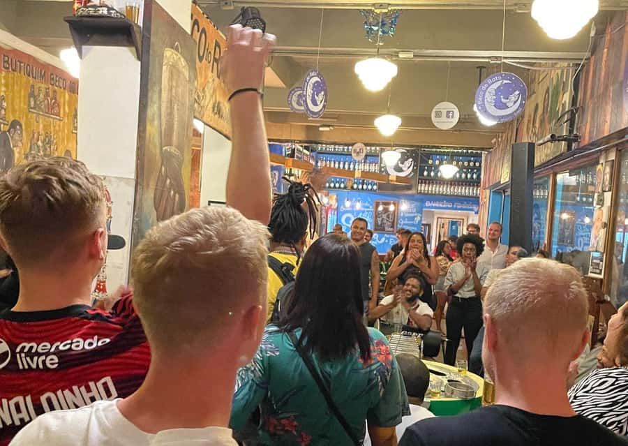 Rio de Janeiro: Samba Night Private Tour with locals in Lapa - Languages, flexibility, and cancellation